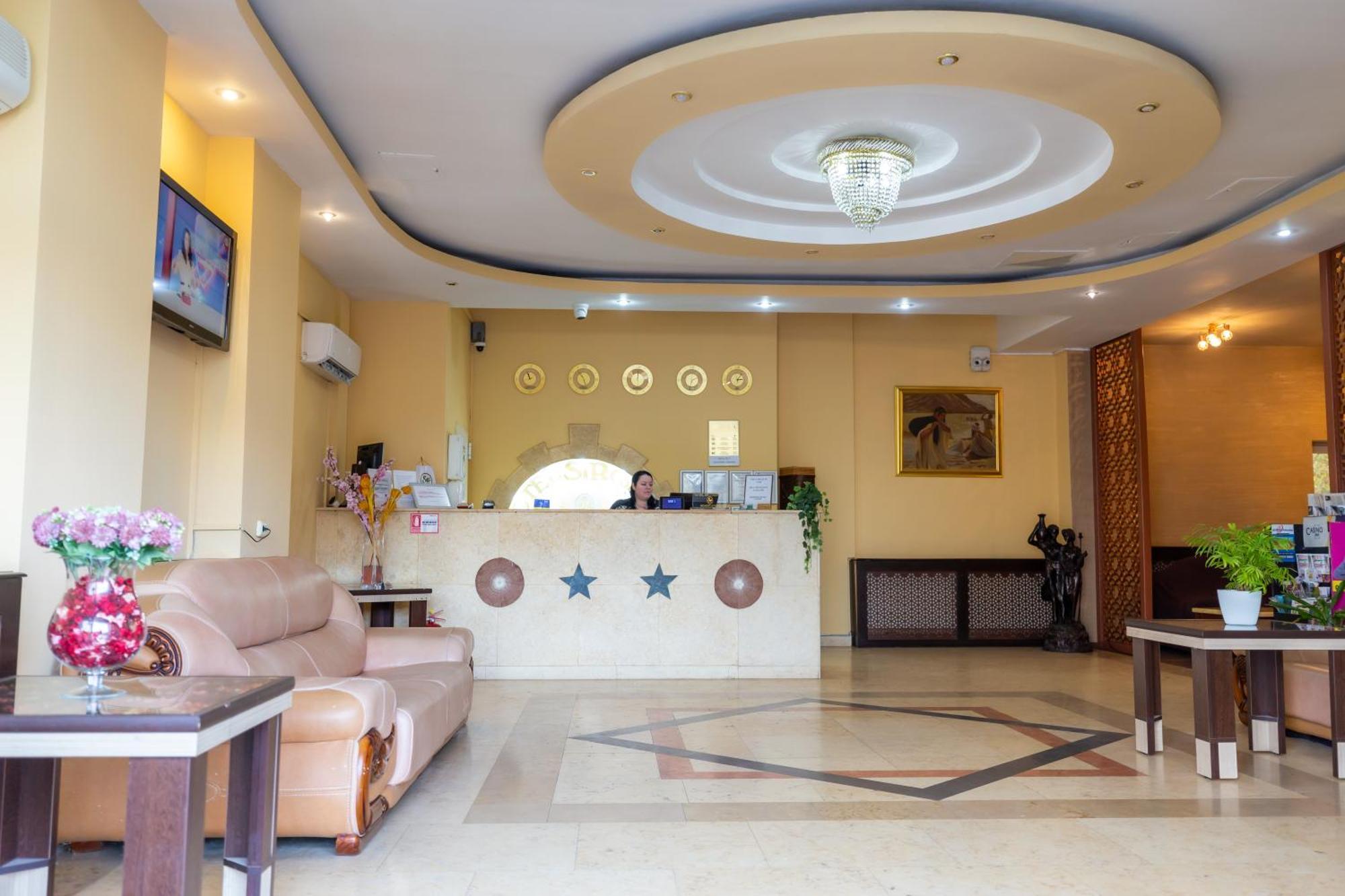 Hotel Sir Colentina Bucarest Exterior foto